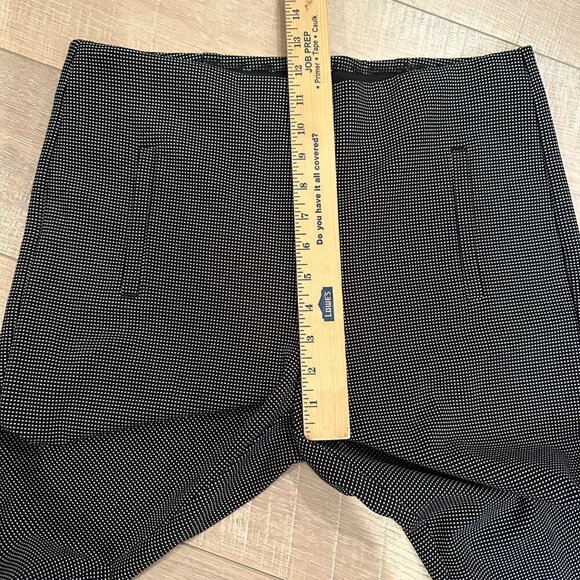 Chicos Womens Black & White Geometric Slim Ankle Pants Size 1 US 8 - Picture 3 of 8